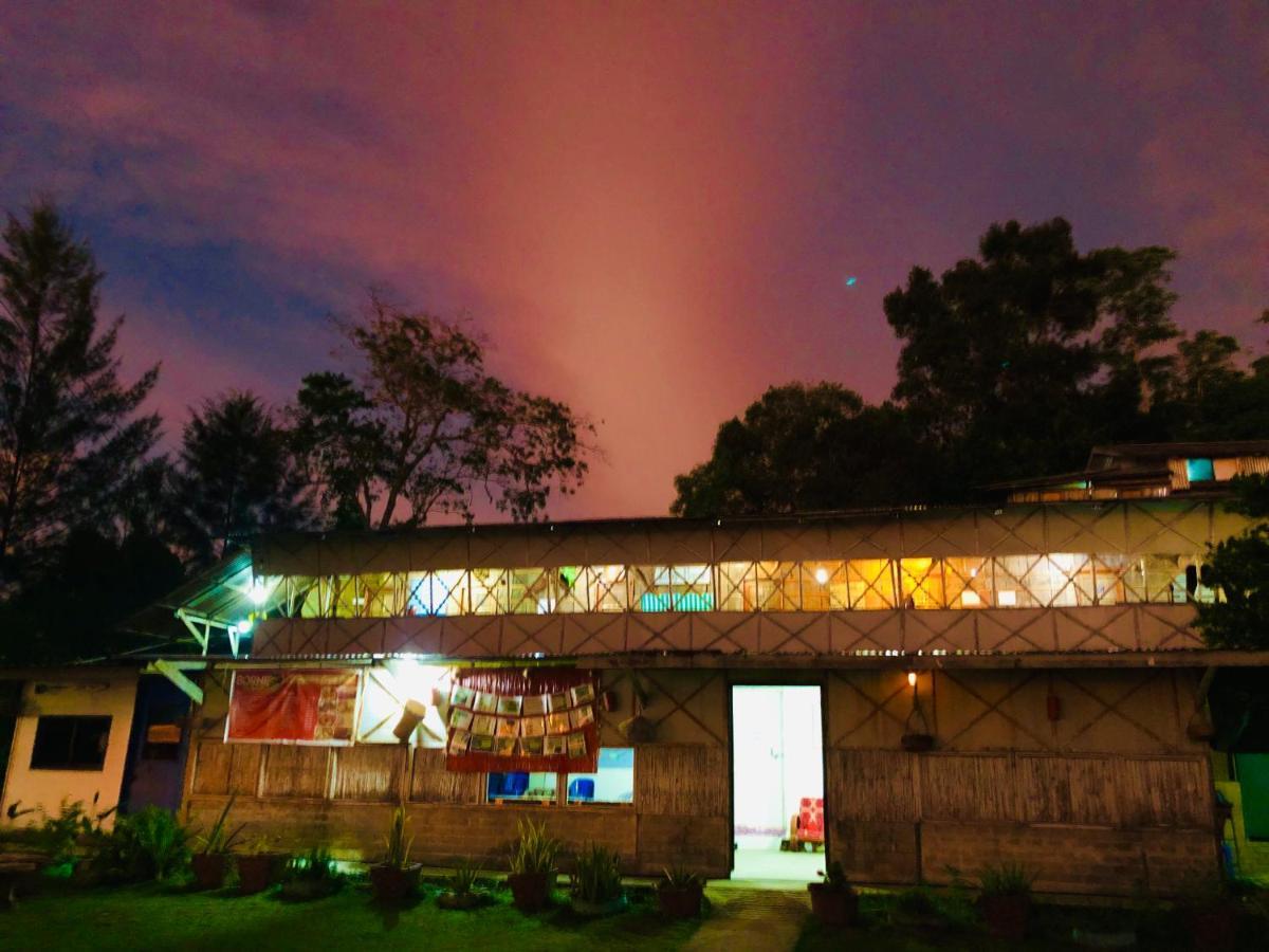 Dragon Pearl Beach Resort Kota Belud Dış mekan fotoğraf